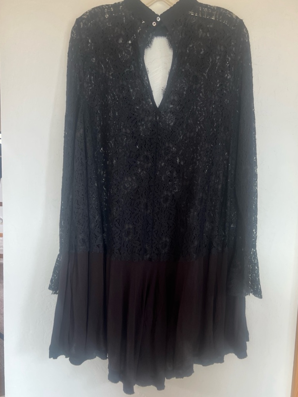 Free People SZ L Black Tell Tale Heart Lace Whimsigoth
Fairy Tunic Swing Top - Picture 4 of 10
